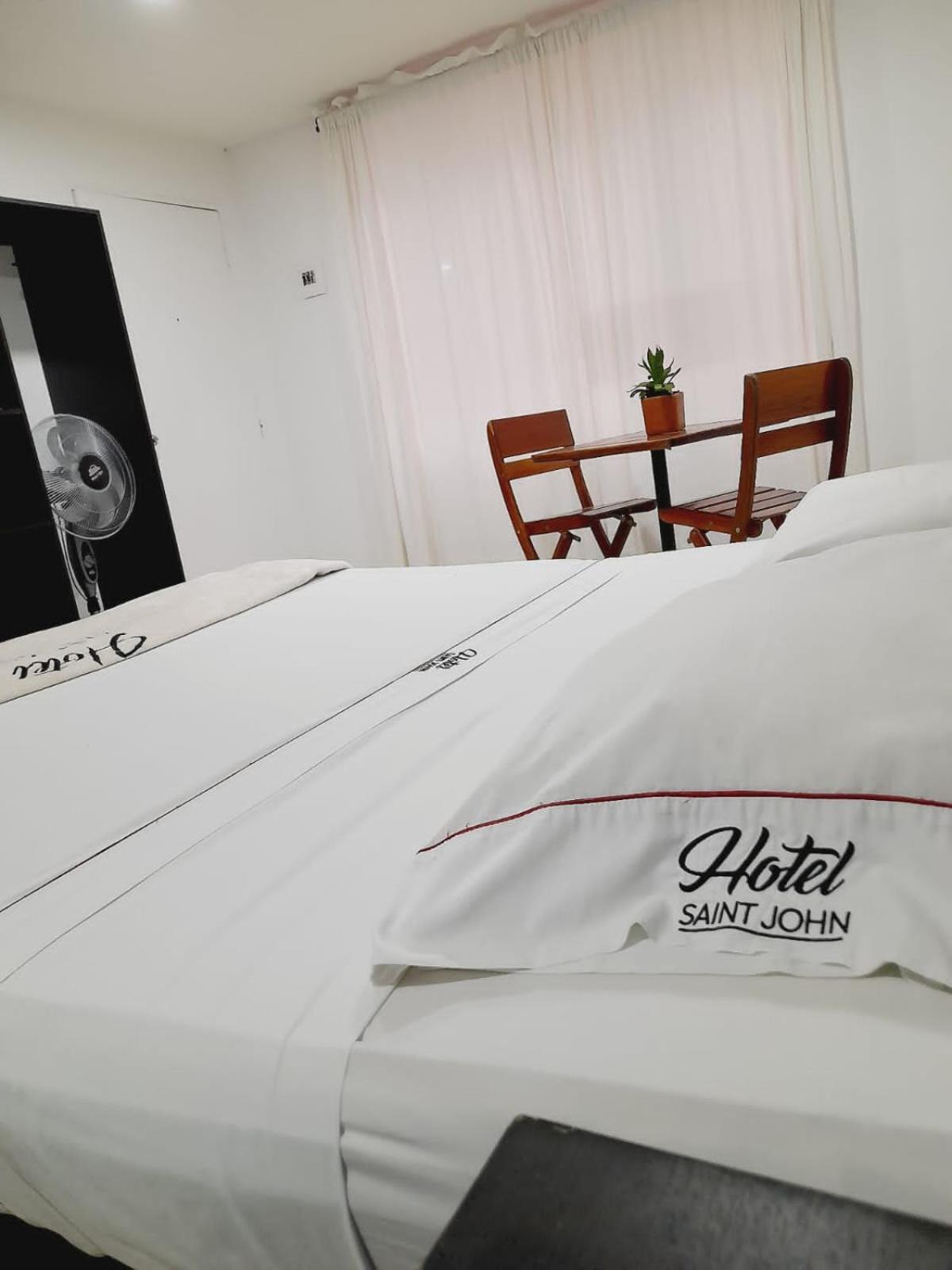 Hotel Saint John Μεντεγίν Εξωτερικό φωτογραφία
